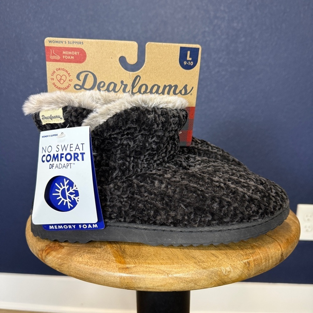 Dearfoams NWT Charcoal Memory Foam Slippers with Plush Lining | Size Large 9-10